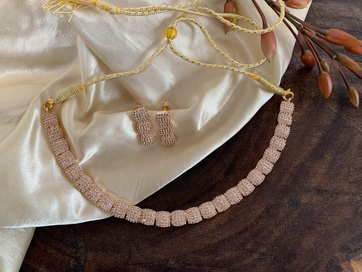 Single layer rose gold set
