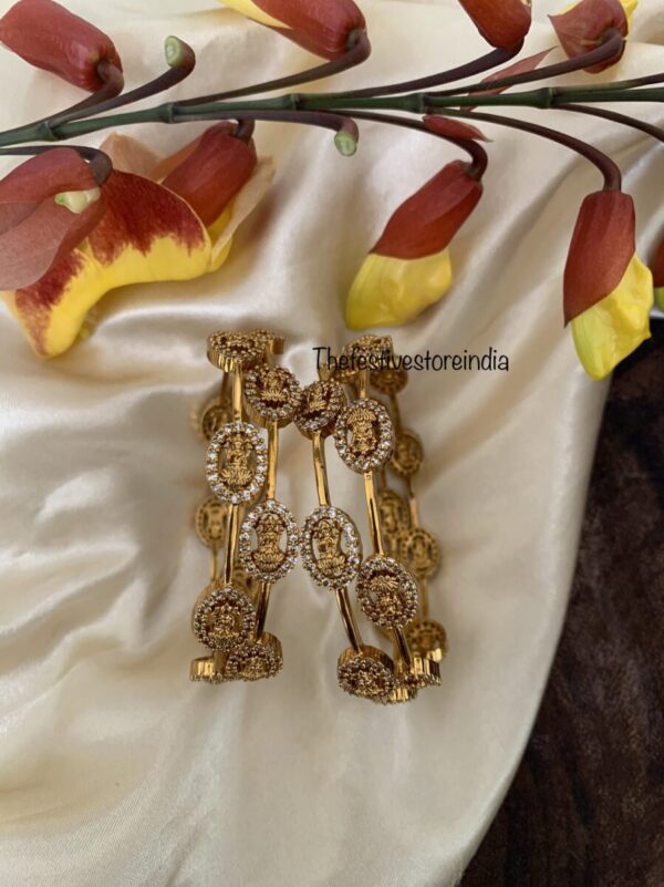 Set of 4 lakshmi bangles