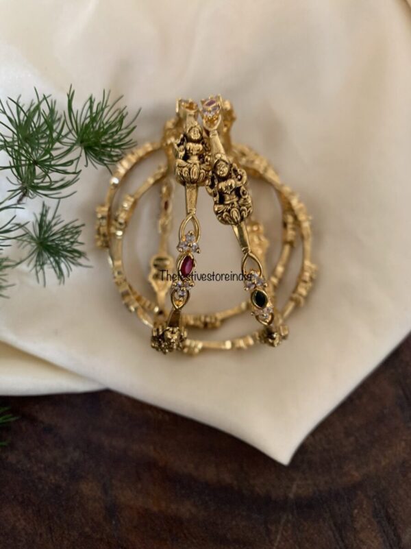 Premium polish Lakshmi bangles