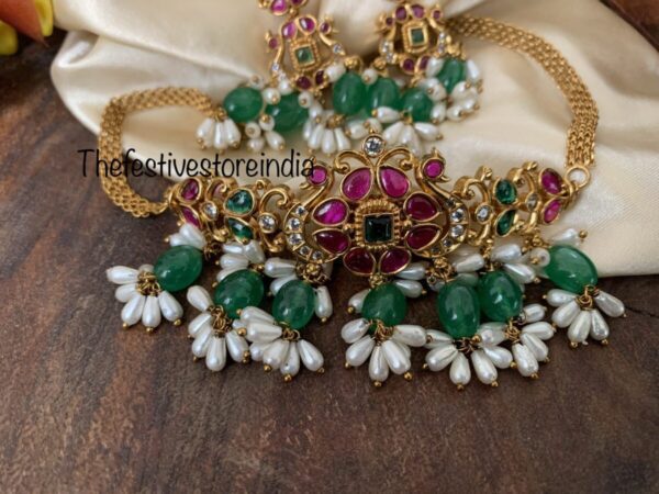 Rice pearls green drop choker