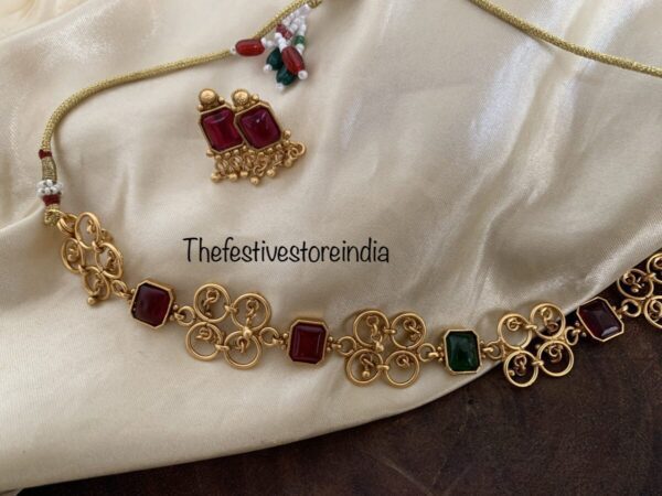 Contemporary loop choker set