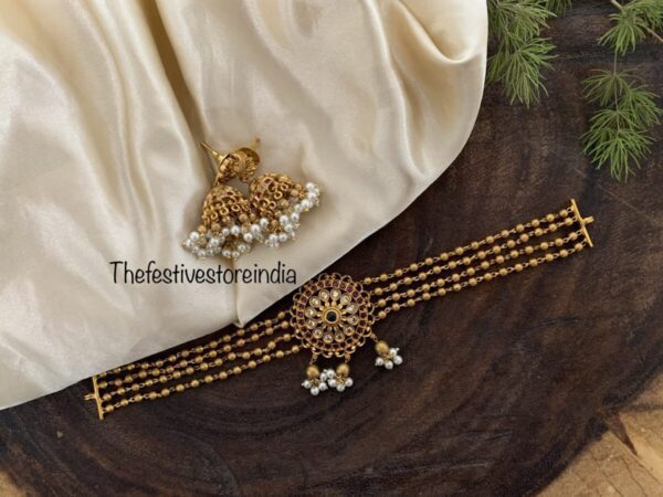 Non idol matte finish highneck choker set