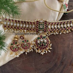 High neck kemp with rice pearls set