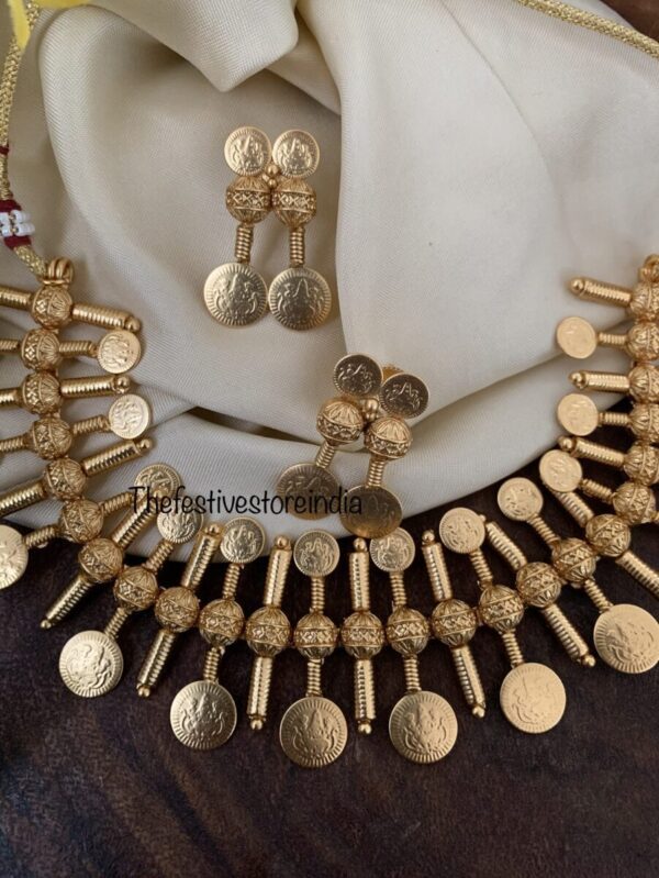 Fusion tribal necklace/choker set