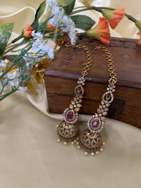 Bridal jhumkas with maati