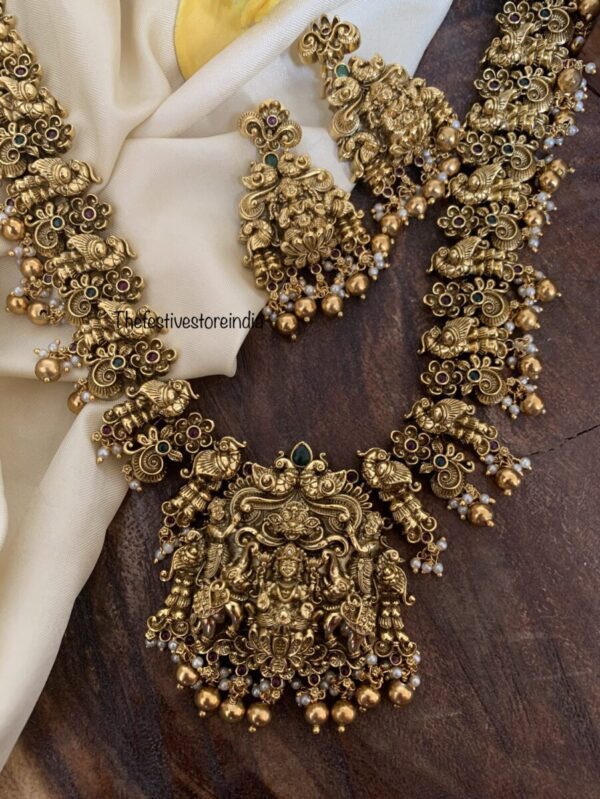 Lakshmi navilu antique polish haaram set