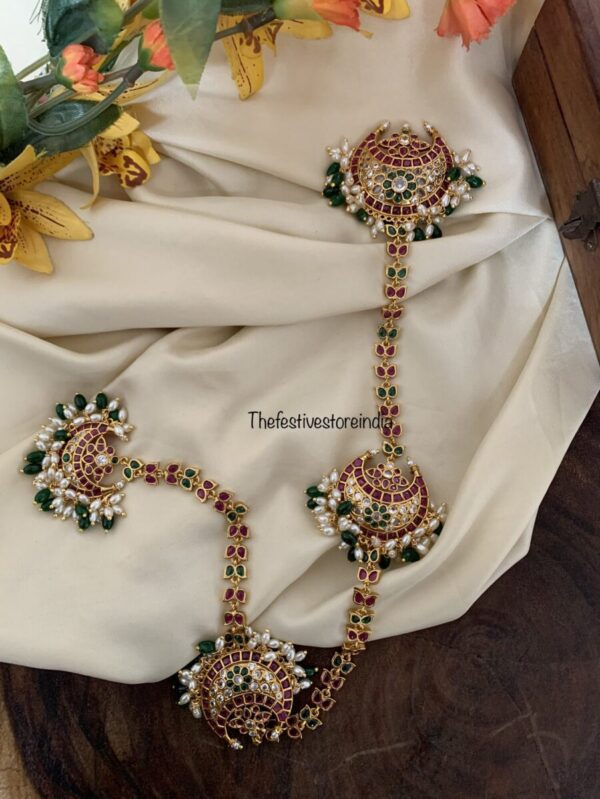 Floral chandra Bangaara