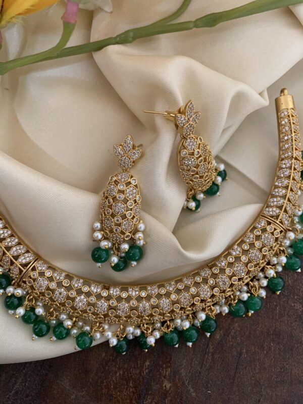 AD green beads Hasli set