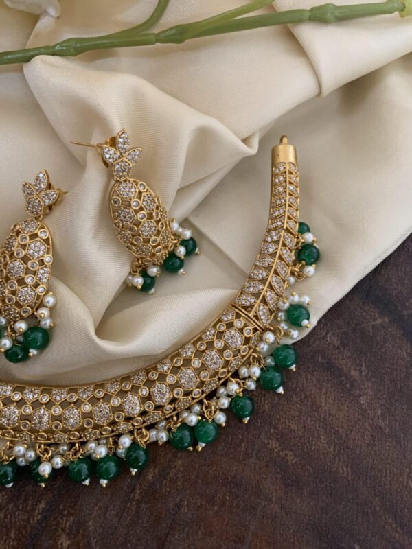 AD green beads Hasli set