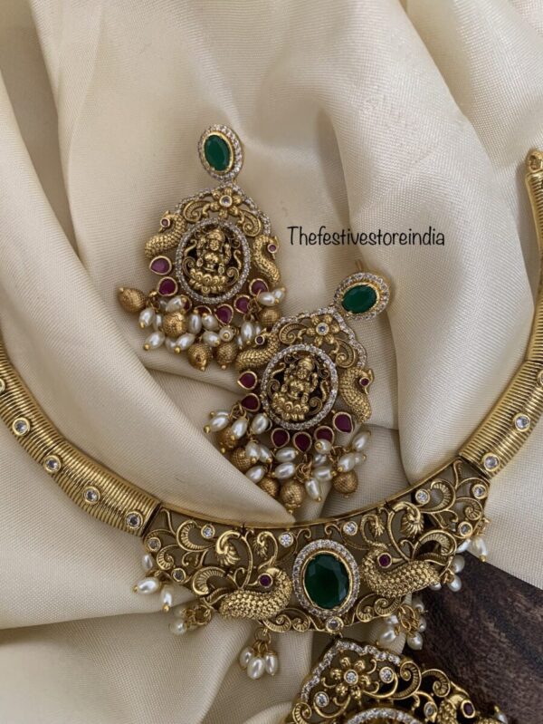 Lakshmi rice pearls kanti set