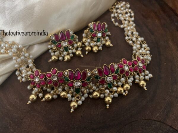 Jadau lotus choker