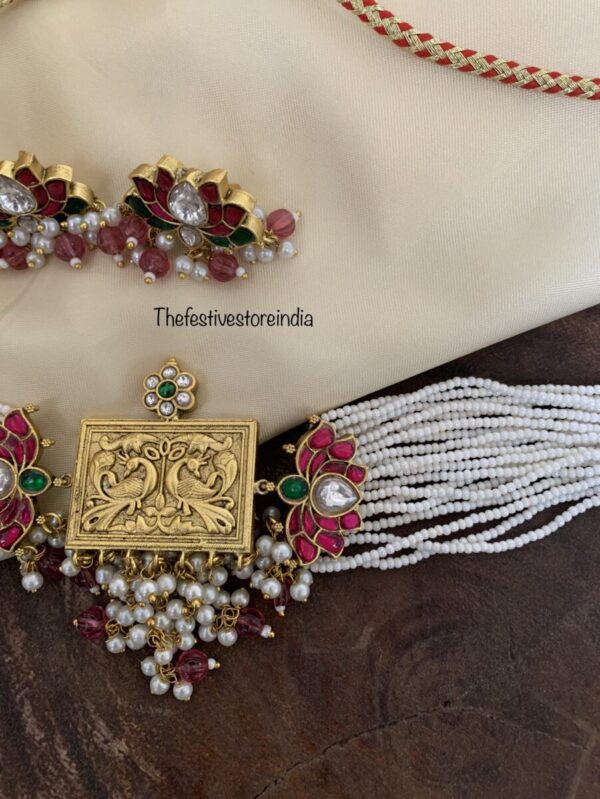 Lotus cluster Jadau pearl choker set