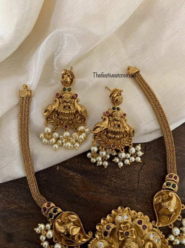 Lakshmi Ambaari necklace set
