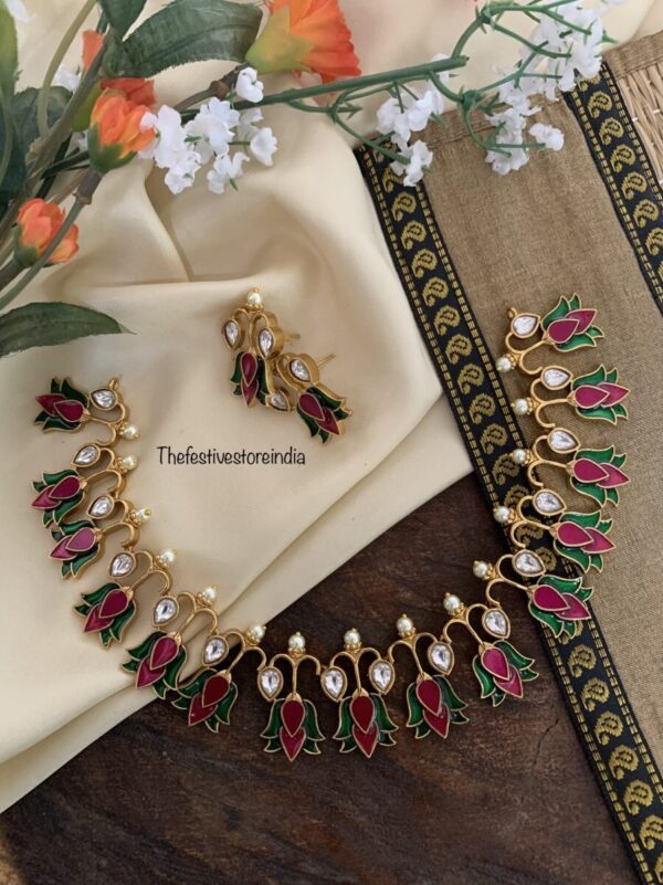 Enamel painted Lotus necklace set