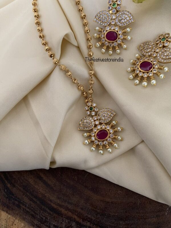 AD necklace