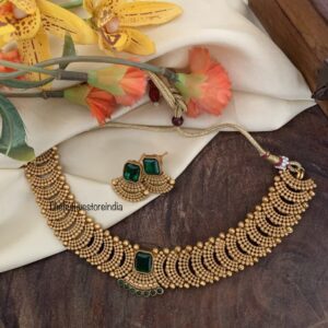 Close knit green