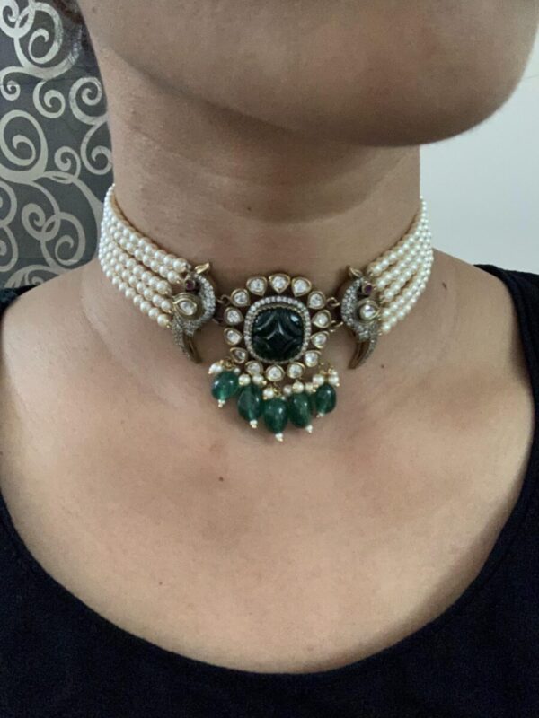 Victorian green choker set