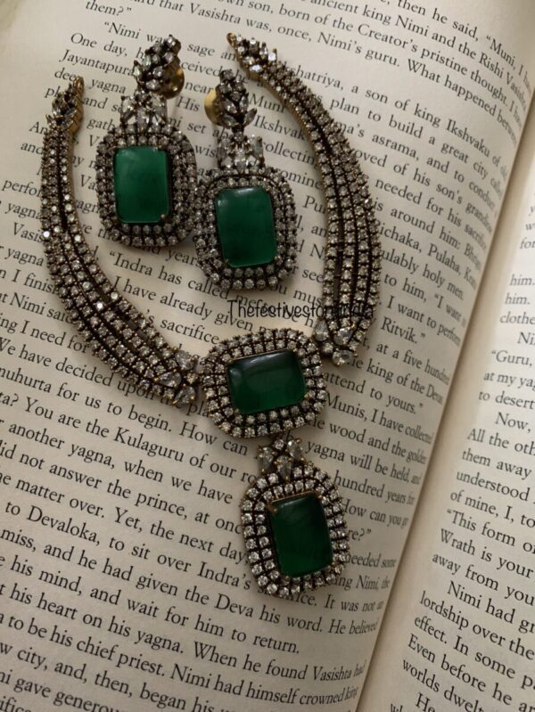 Statement Victorian Green block set