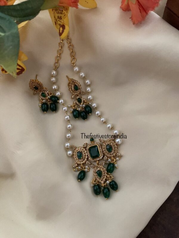 Green pearls choker/necklace set