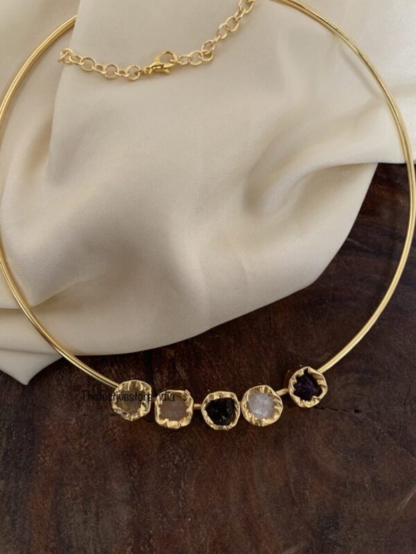 Stone cuff