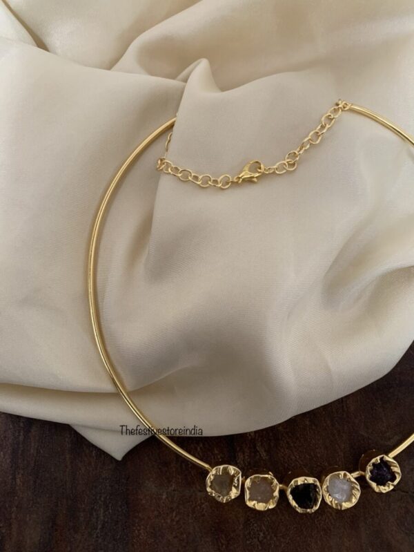 Stone cuff