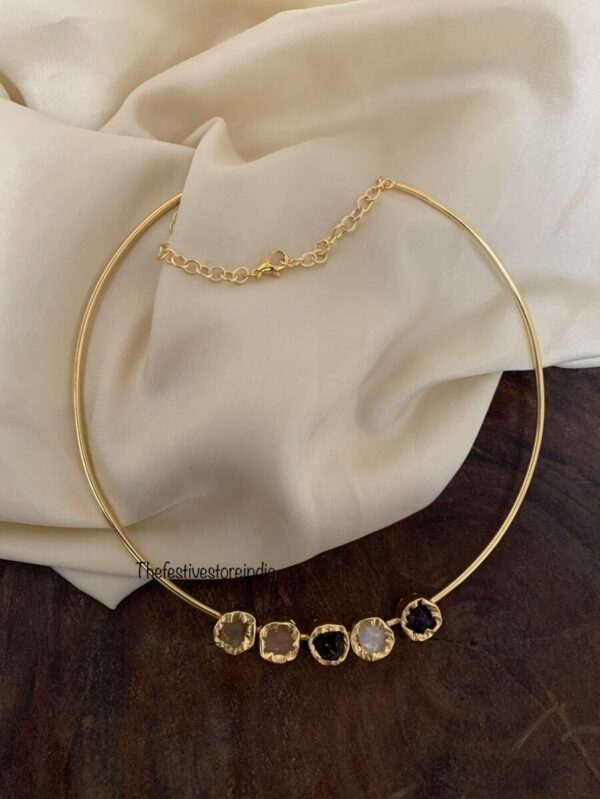 Stone cuff