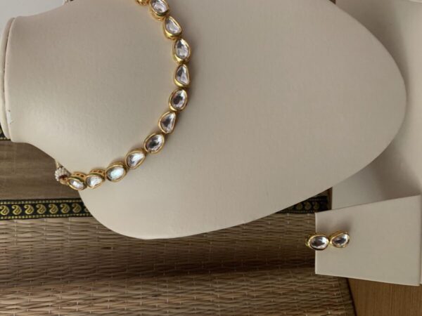 Single layer kundan set