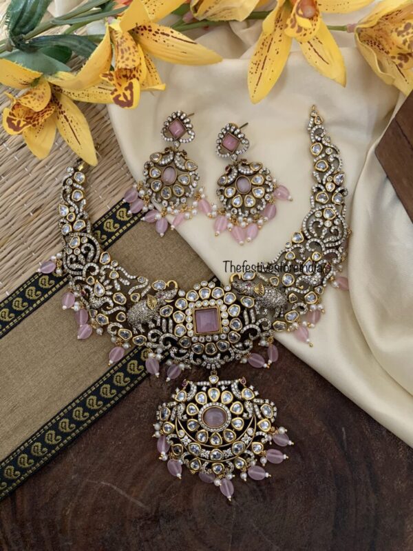 Victorian pink necklace set