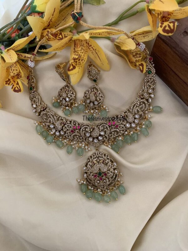 Victorian mint drops peacock set