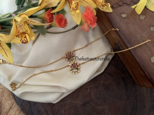 Lotus mopp anklets