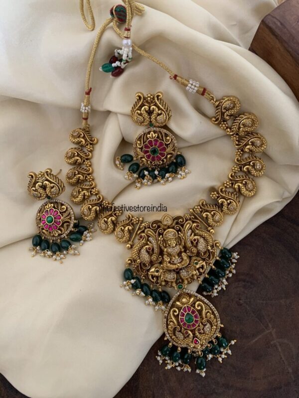 Lakshmi Navilu bridal green drops set