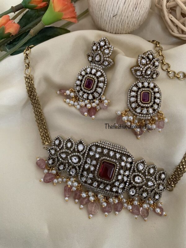Victorian knit Ruby choker set