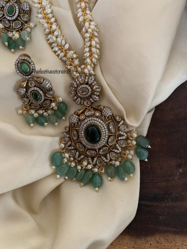 Green pendant rice pearls Victorian haaram set