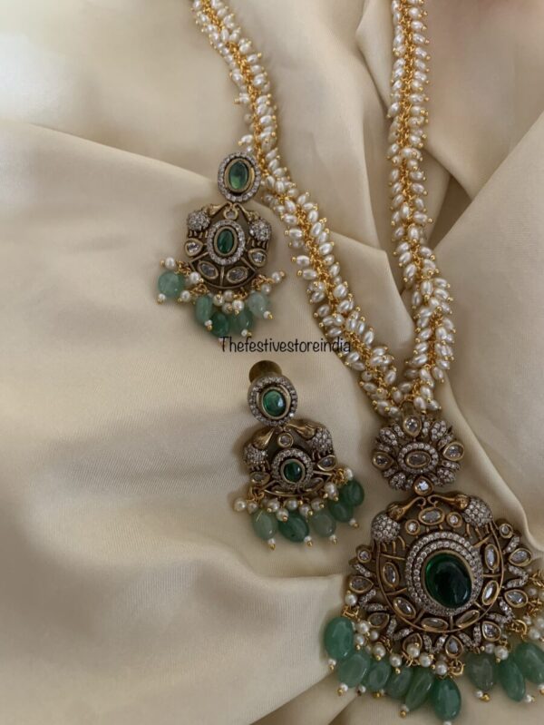 Green pendant rice pearls Victorian haaram set