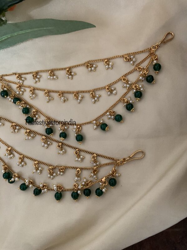 Green beads and pearls Ear chain