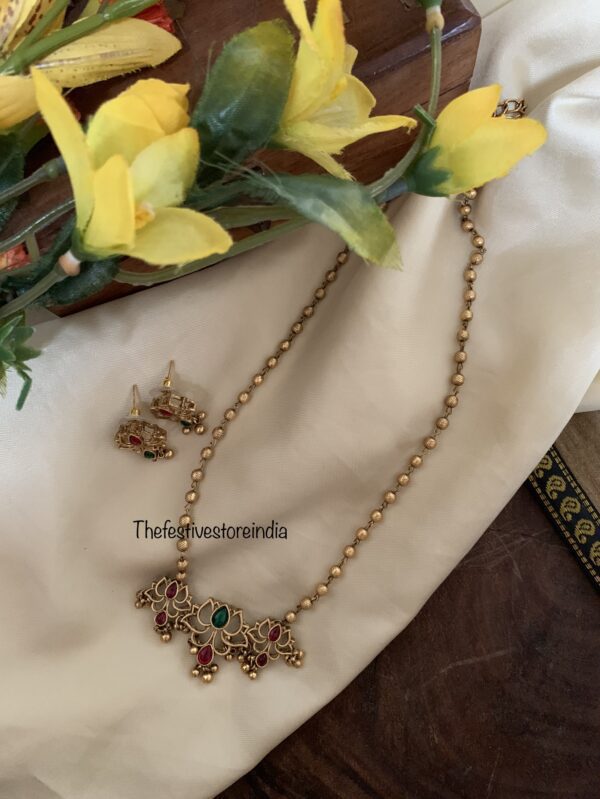 Carved lotus midlength set