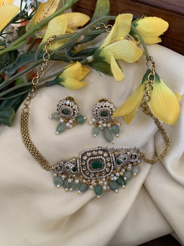 Budgeted green drops victorian choker set