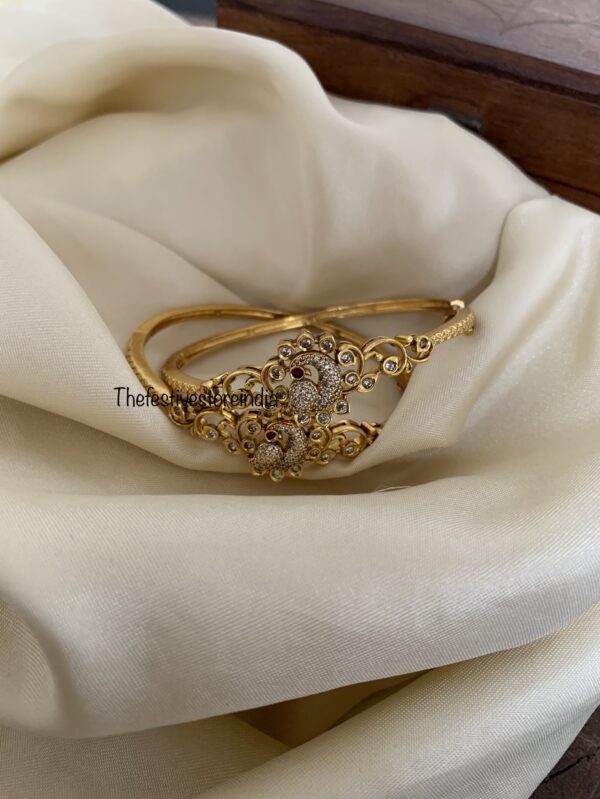 Set of 2 Openable free size peacock AD bangles
