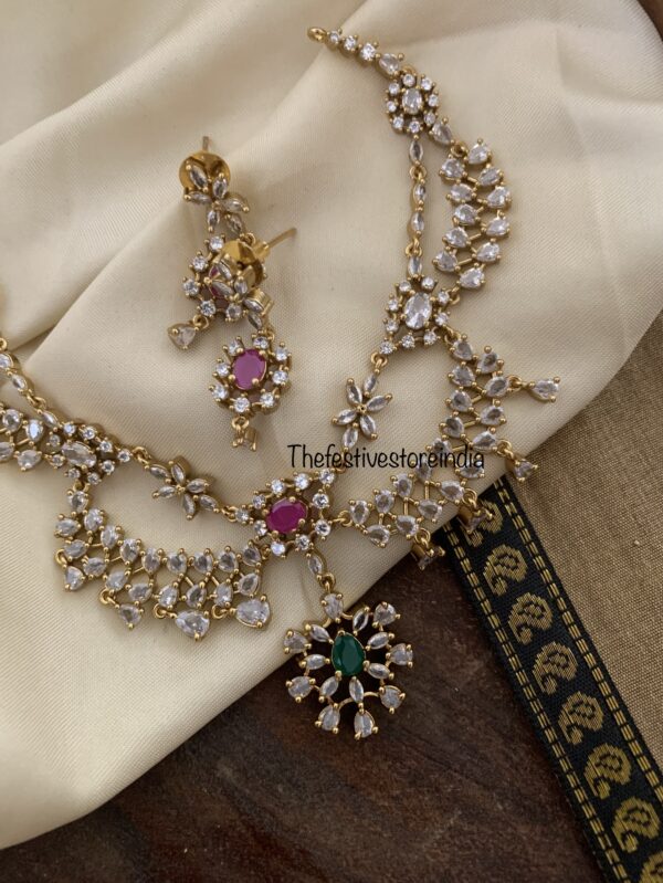 Layered CZ set