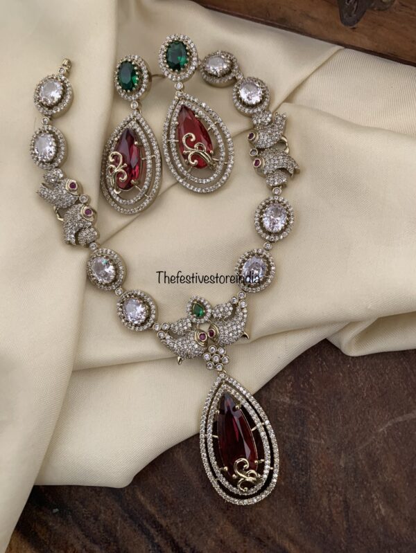 Ruby Victorian Paravaika set