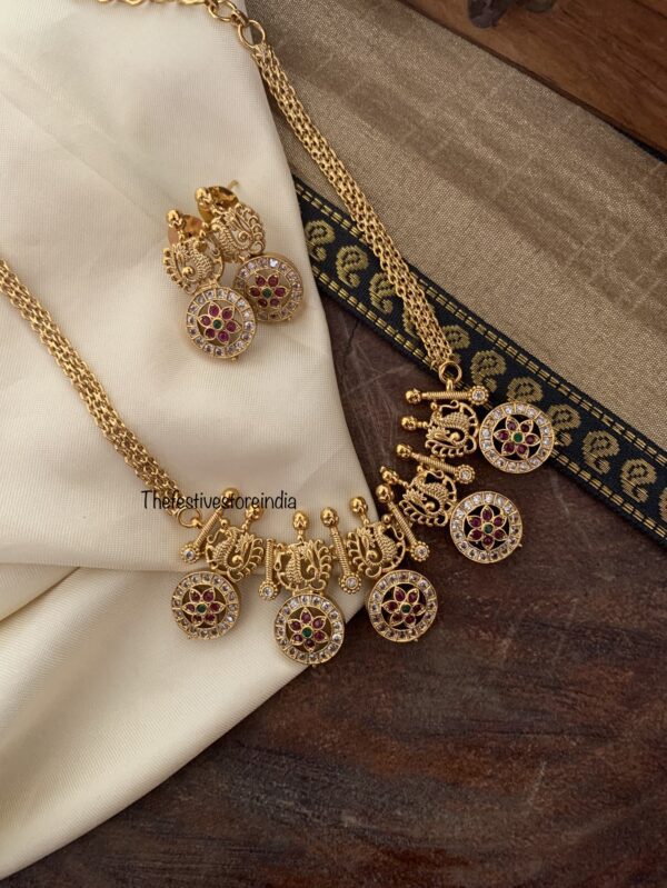 Minimal Bottu necklace set