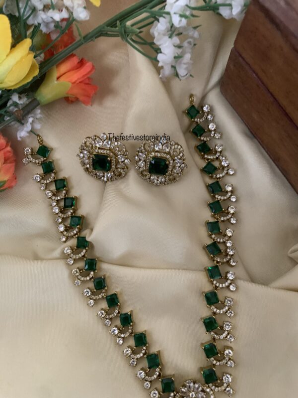 NitaM set