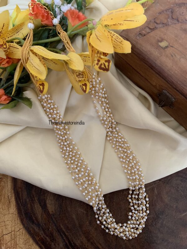 8 layer white pearls mid length maala