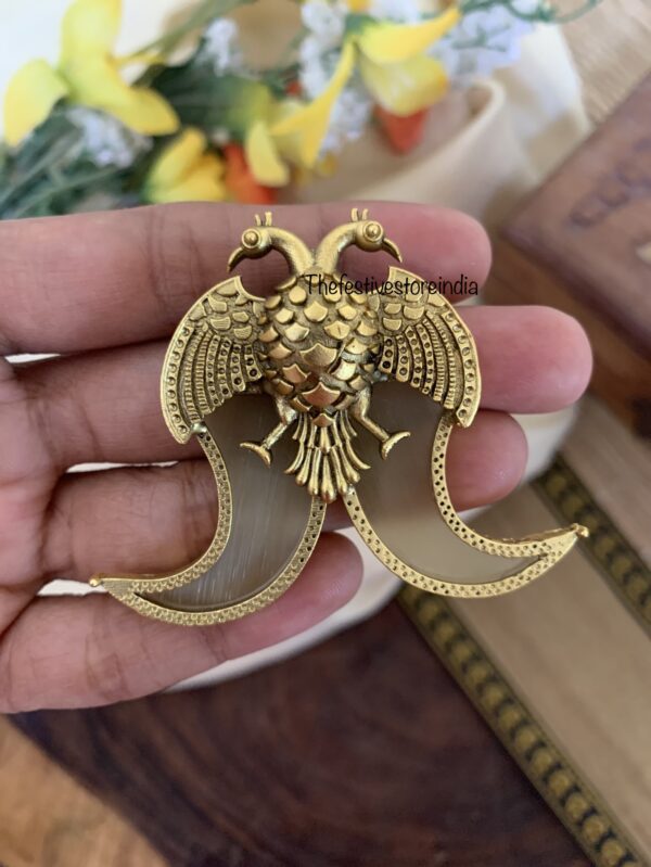 Unisex Jadau tiger claw pendant | Royal groom jewellery