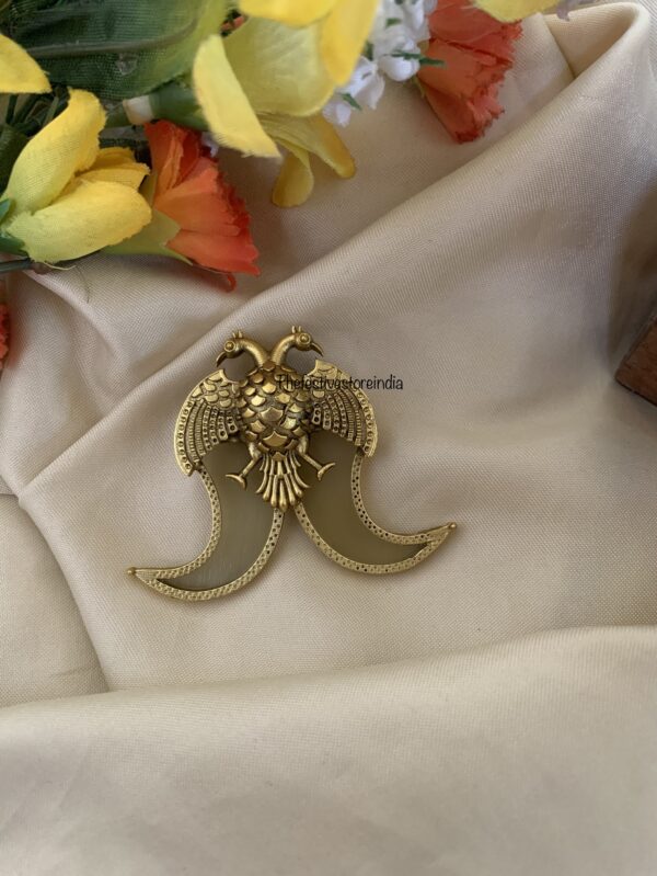 Unisex Jadau tiger claw pendant | Royal groom jewellery