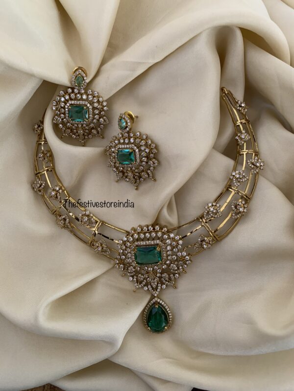 Victorian pendant kanti set