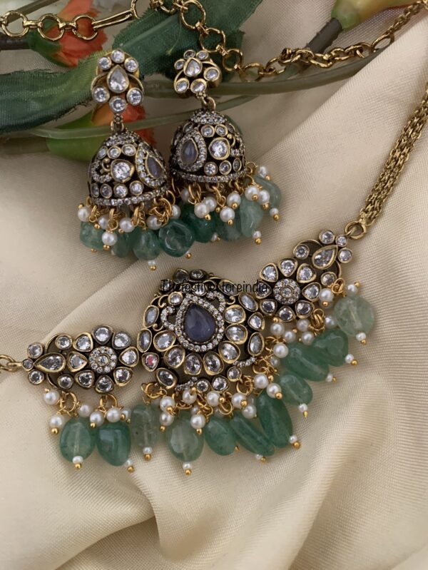 Budgeted green beads with contrast greyish purple stone victorian choker set