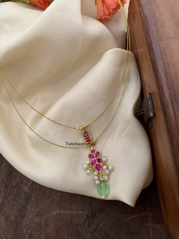 Jadau minimalist pendant chain