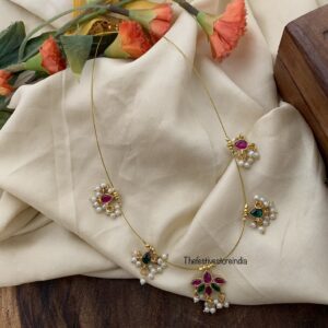 Jadau minimalist floral pendant chain