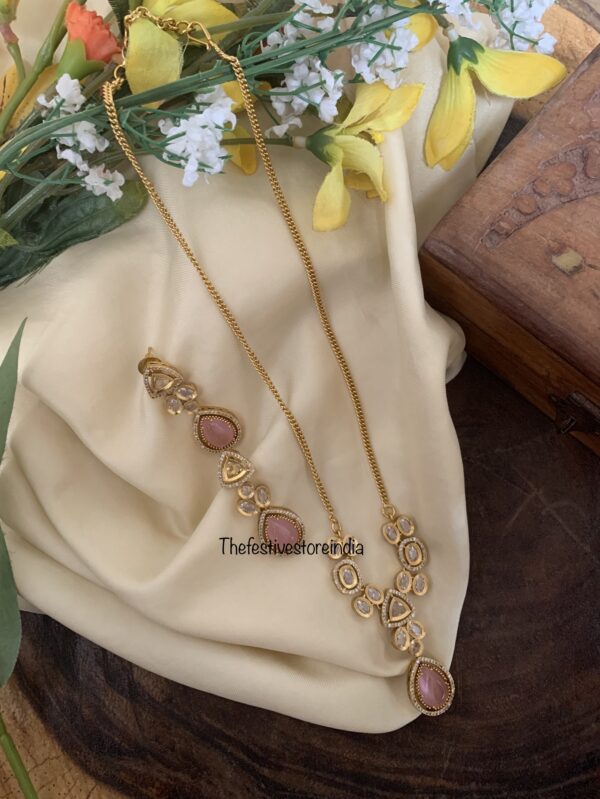 Pastel pink stone necklace set